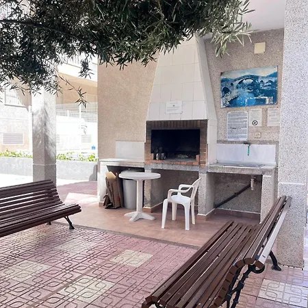 Ideal Pool Llm Διαμέρισμα